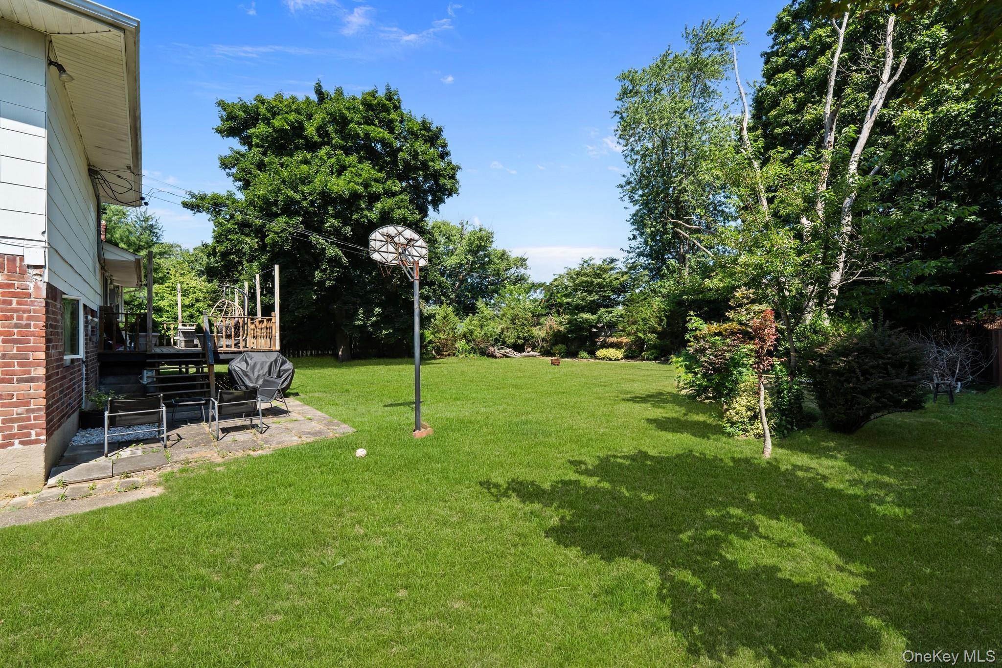 Single Family Tinton Place Suffolk County, NY 11731, MLS-1024025-24