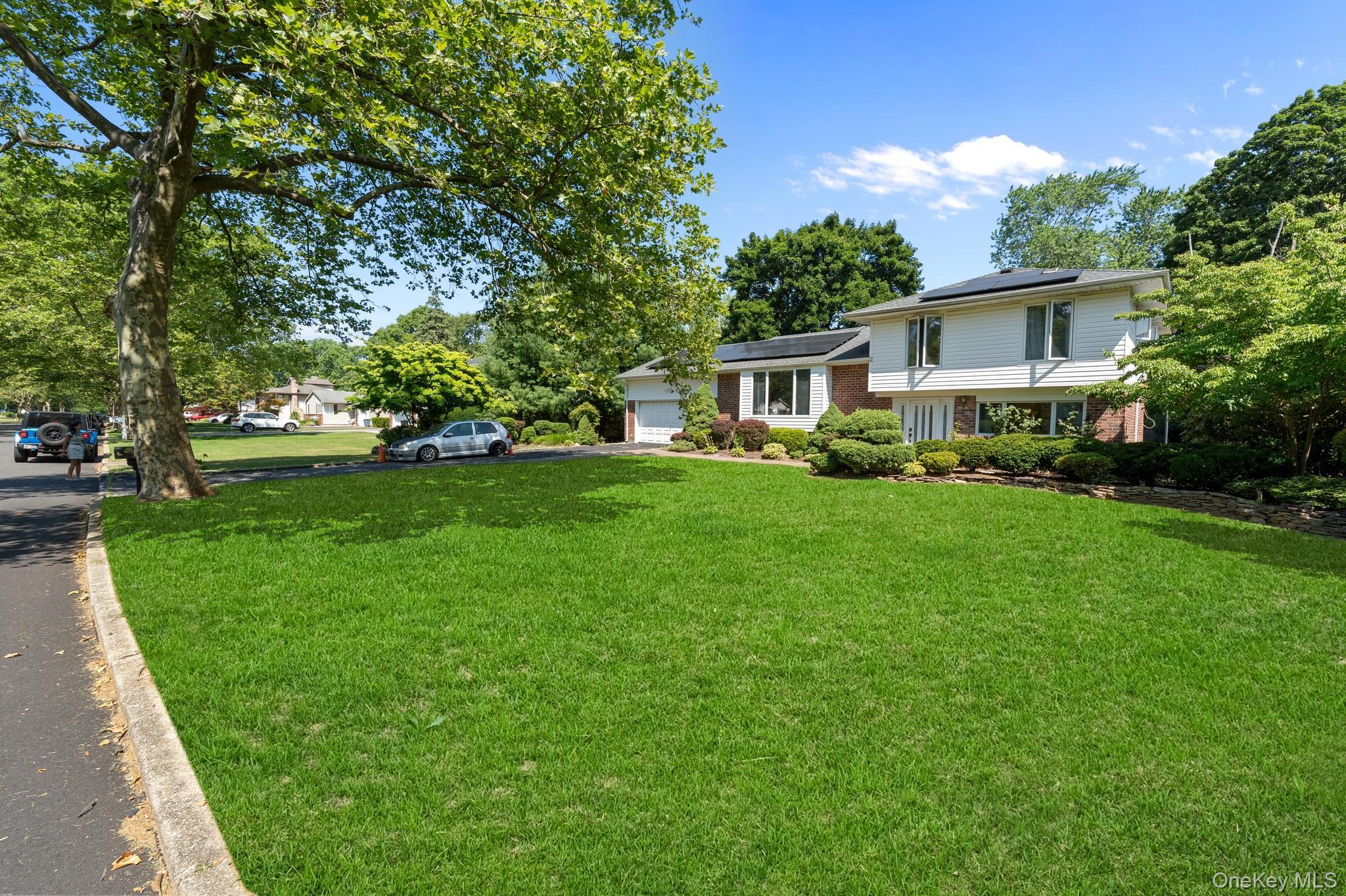 Single Family Tinton Place Suffolk County, NY 11731, MLS-1024025-29
