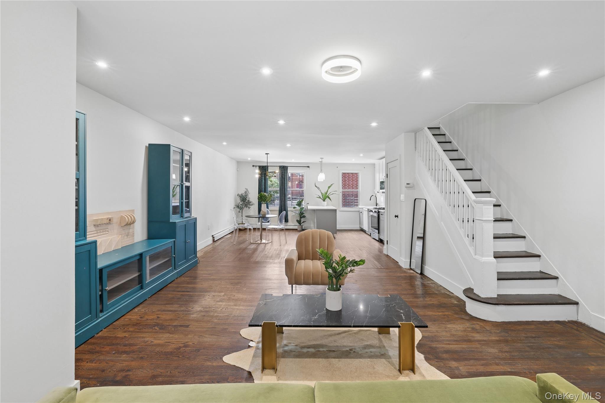 Single Family Mazeau Street Queens, NY 11378, MLS-1024045-5