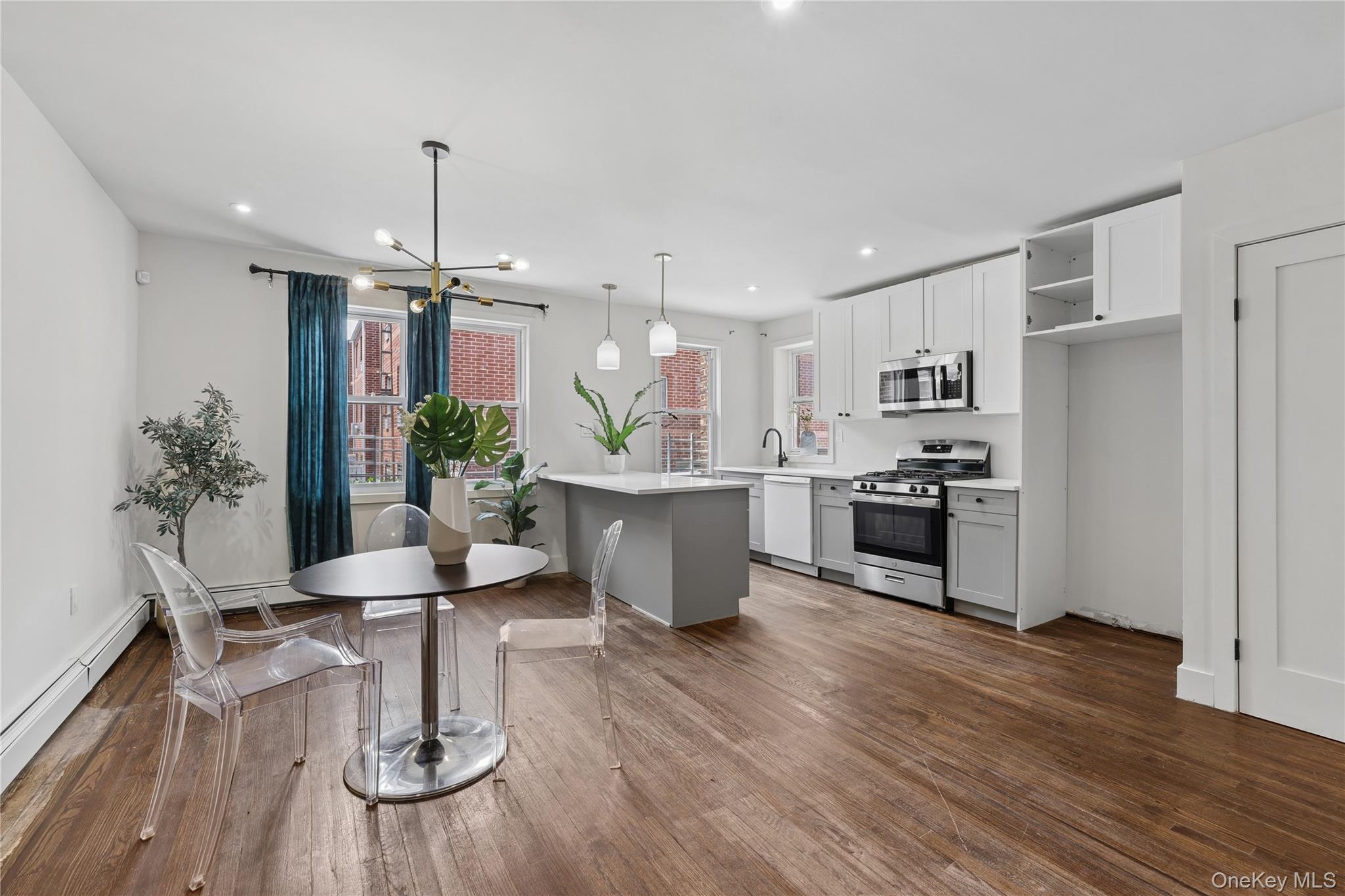 Single Family Mazeau Street Queens, NY 11378, MLS-1024045-6