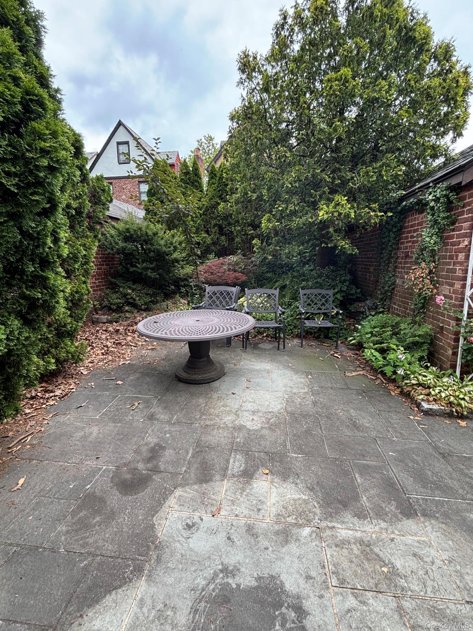 Single Family 168th Street Queens, NY 11358, MLS-1024063-10