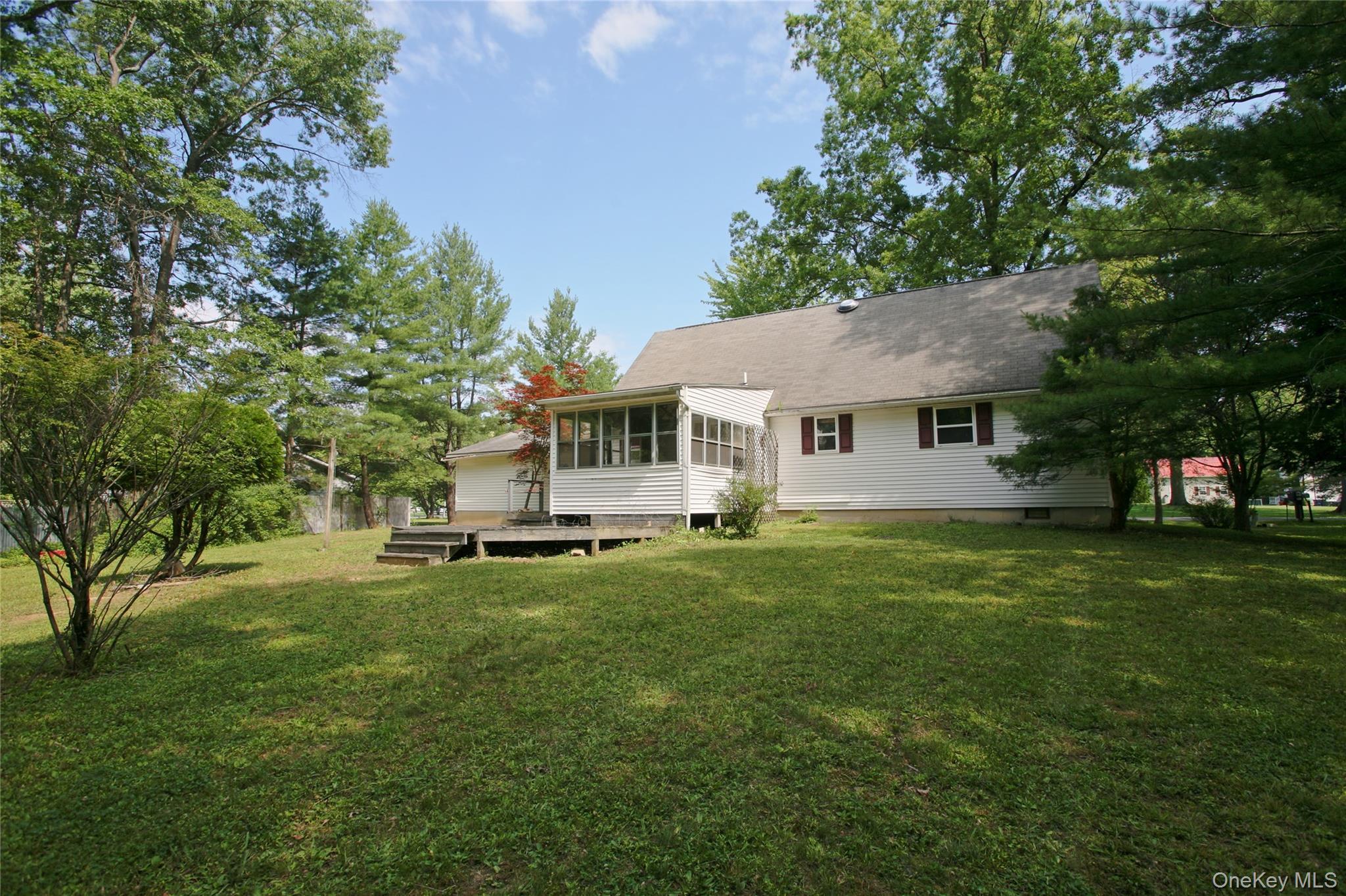 Single Family Elizabeth Drive Dutchess County, NY 12583, MLS-1024067-5