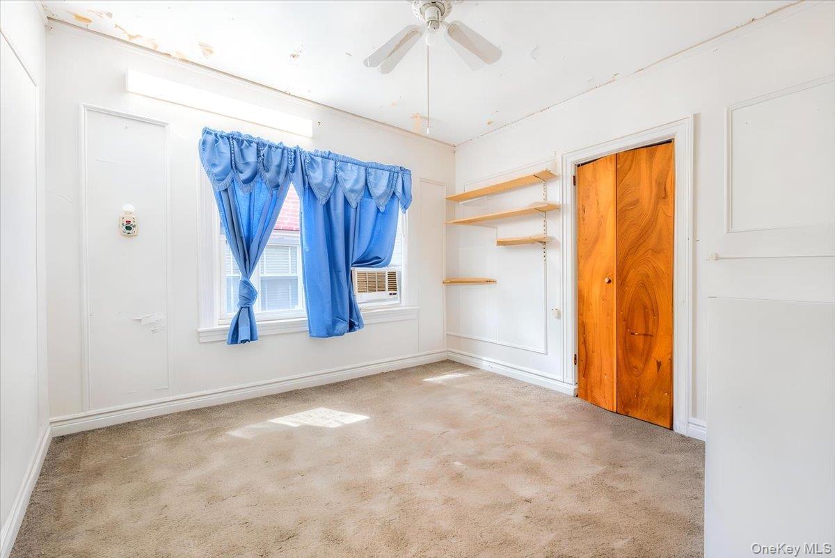 Single Family Fish Avenue  Bronx, NY 10469, MLS-1024078-11