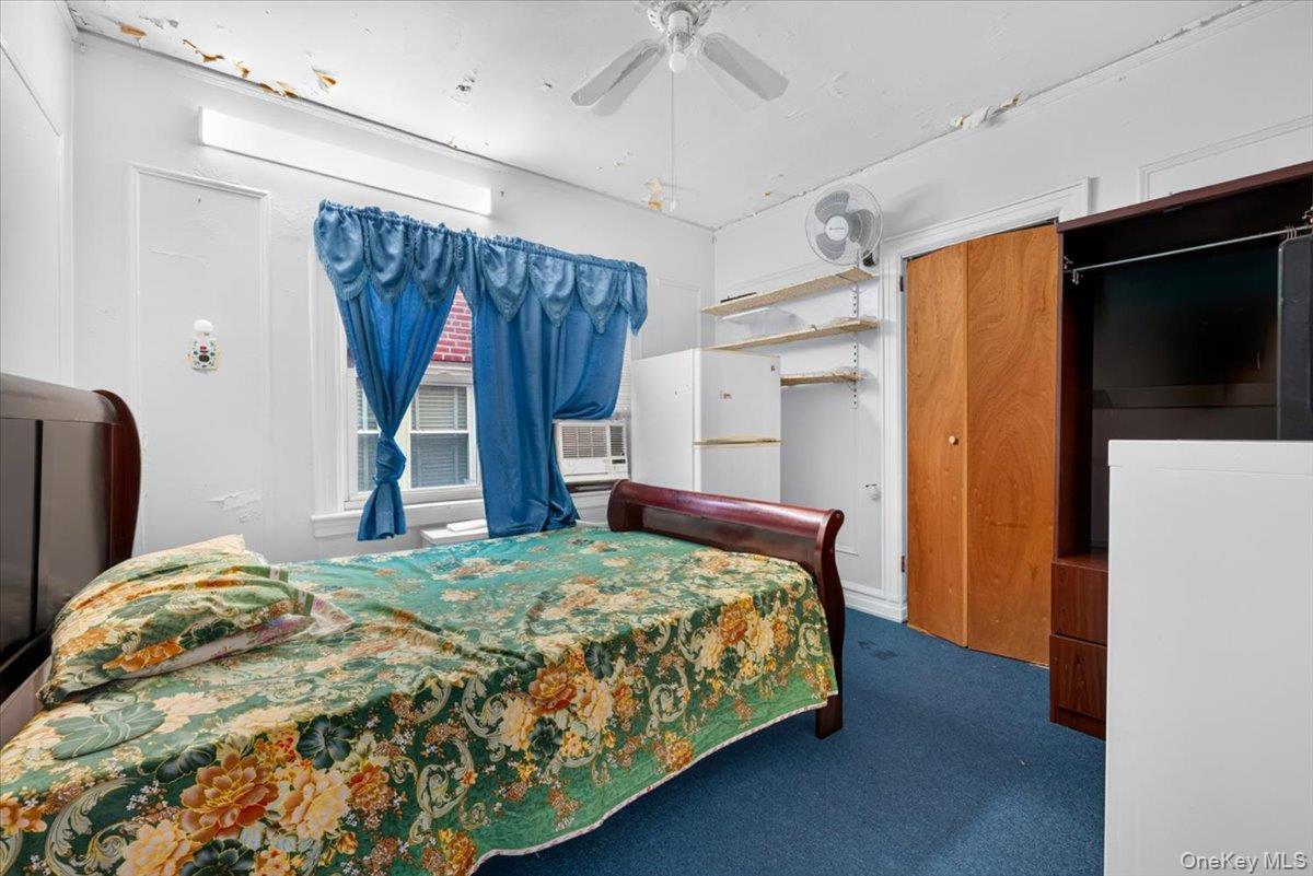 Single Family Fish Avenue  Bronx, NY 10469, MLS-1024078-22