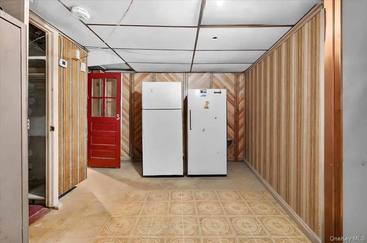Single Family Fish Avenue  Bronx, NY 10469, MLS-1024078-7