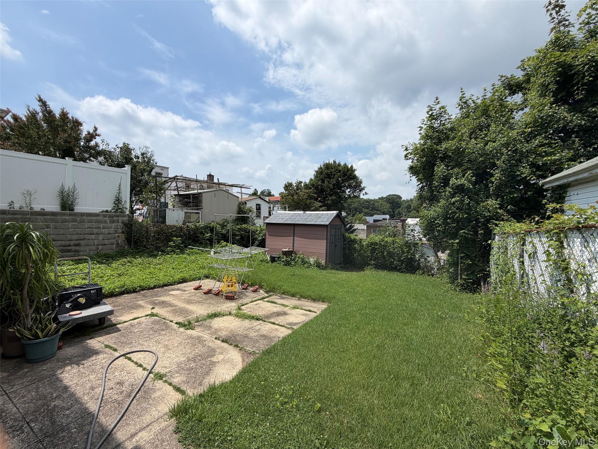 Single Family 248th Street Queens, NY 11363, MLS-1024097-10