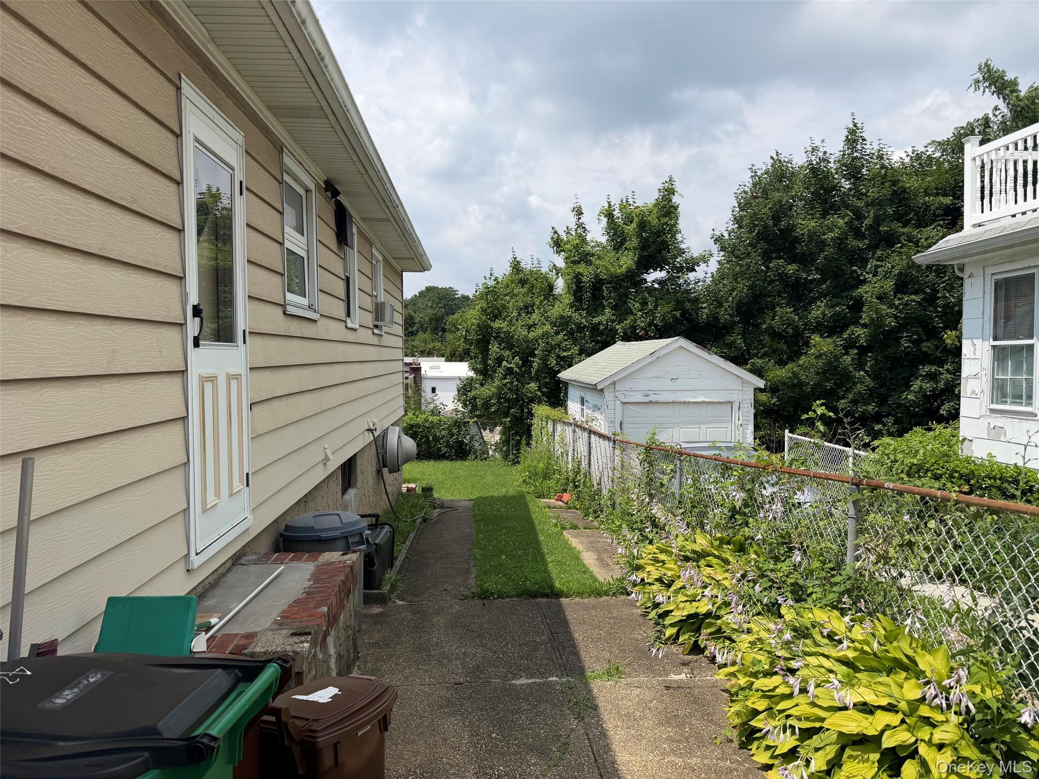 Single Family 248th Street Queens, NY 11363, MLS-1024097-9