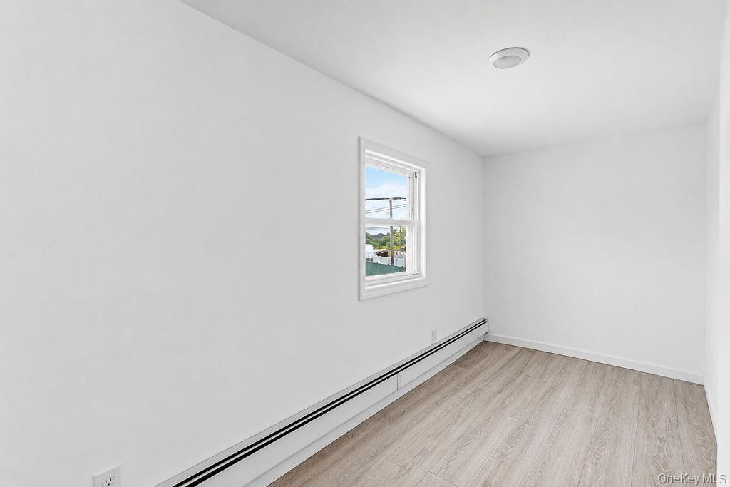 Single Family Broadway Queens, NY 11414, MLS-1024113-13