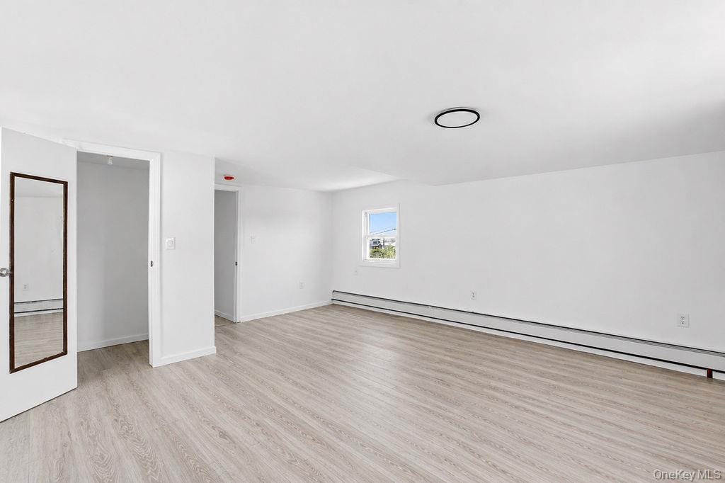 Single Family Broadway Queens, NY 11414, MLS-1024113-15