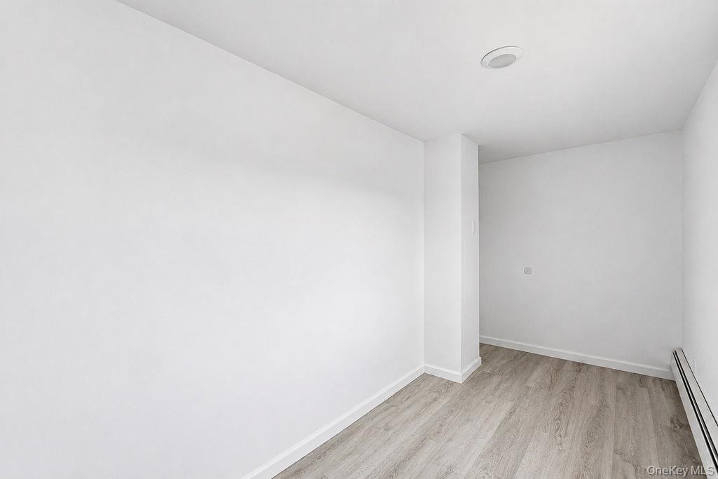 Single Family Broadway Queens, NY 11414, MLS-1024113-18