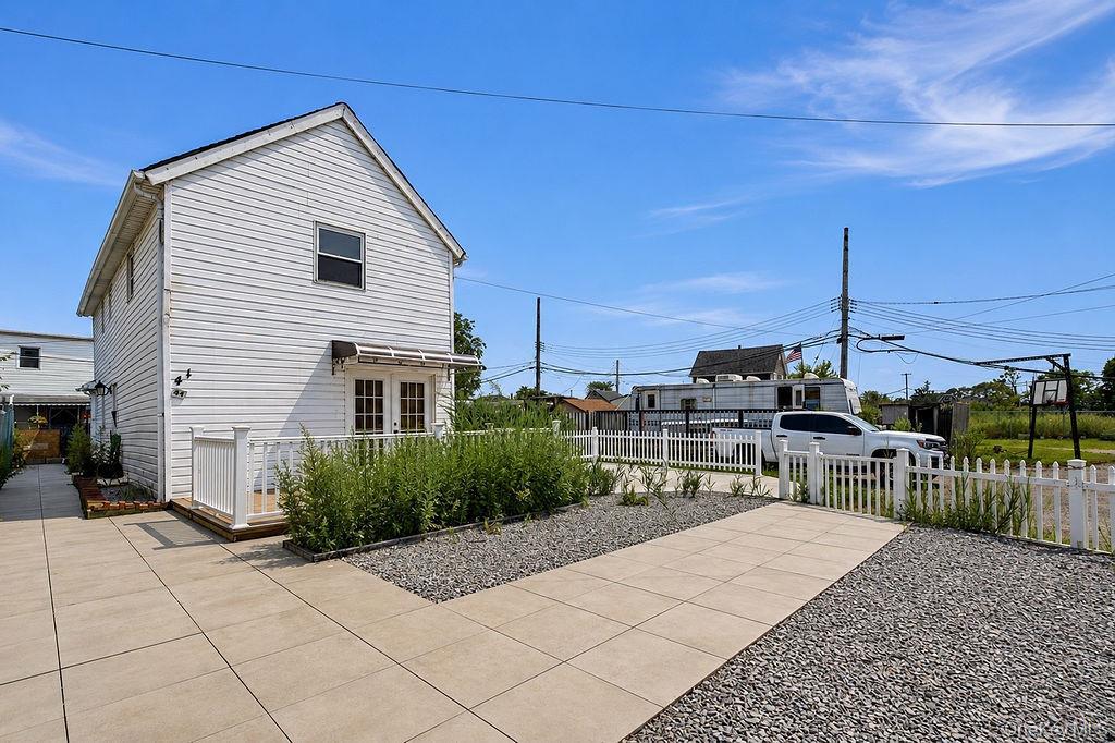 Single Family Broadway Queens, NY 11414, MLS-1024113-2