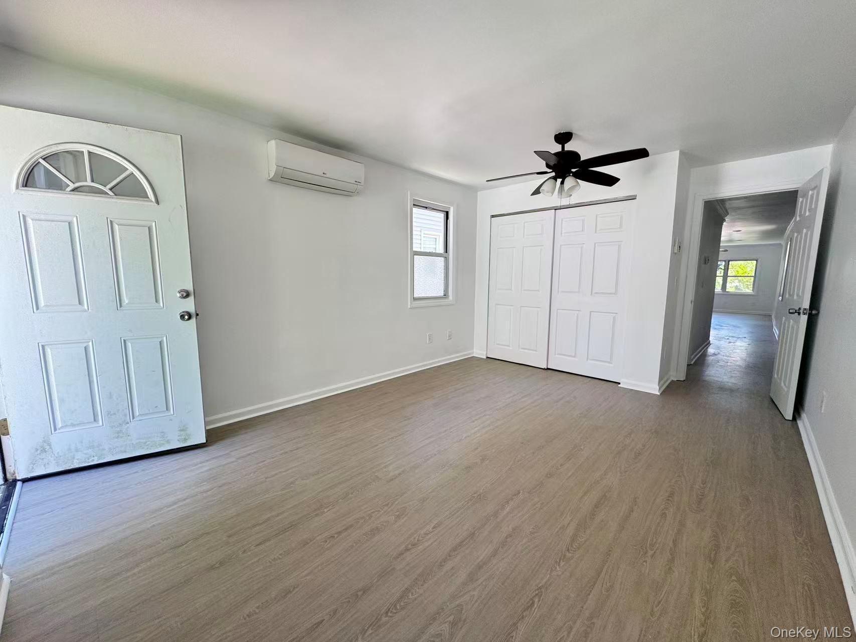 Single Family 249th Street  Queens, NY 11363, MLS-1024131-20