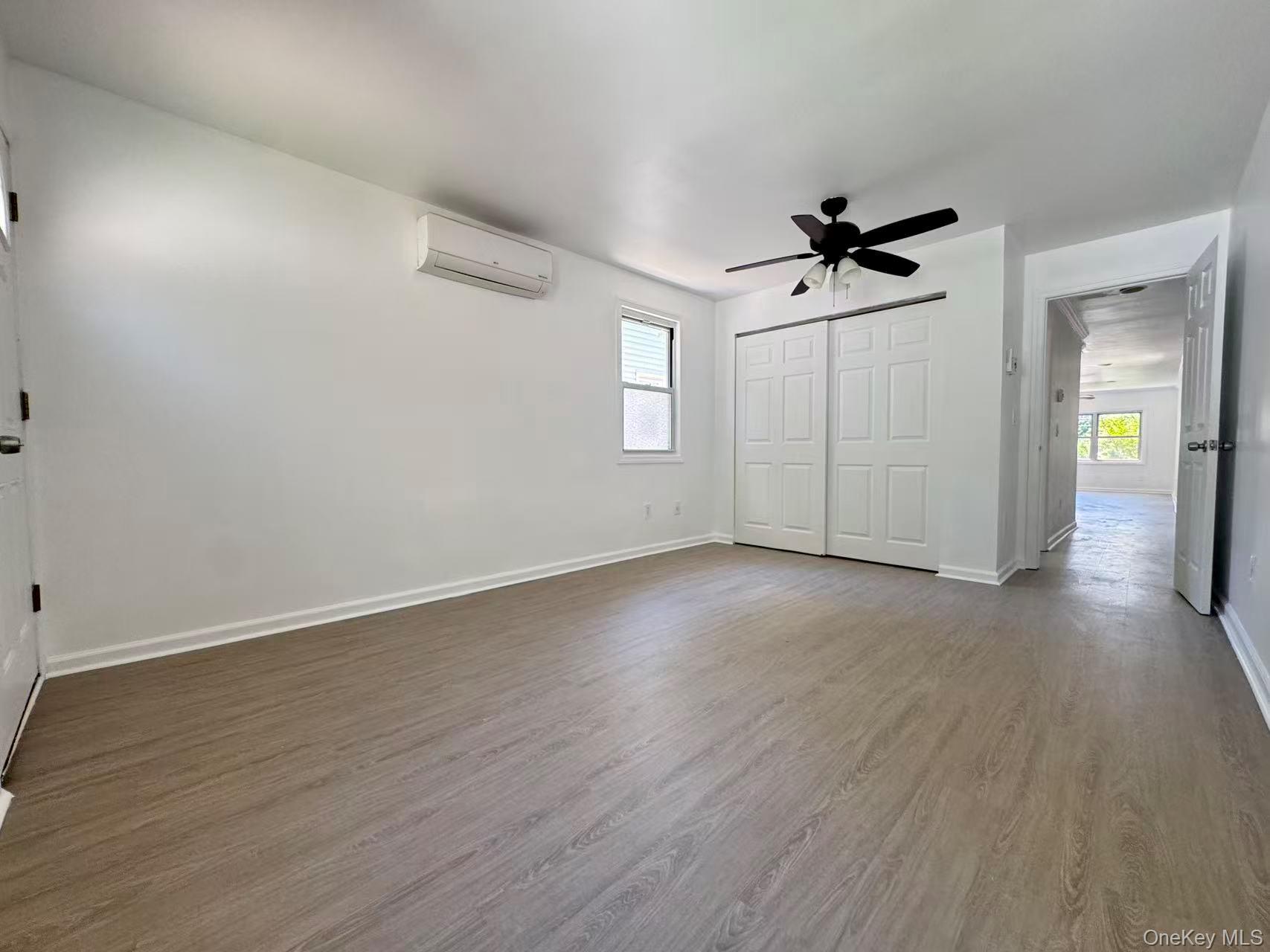 Single Family 249th Street  Queens, NY 11363, MLS-1024131-22