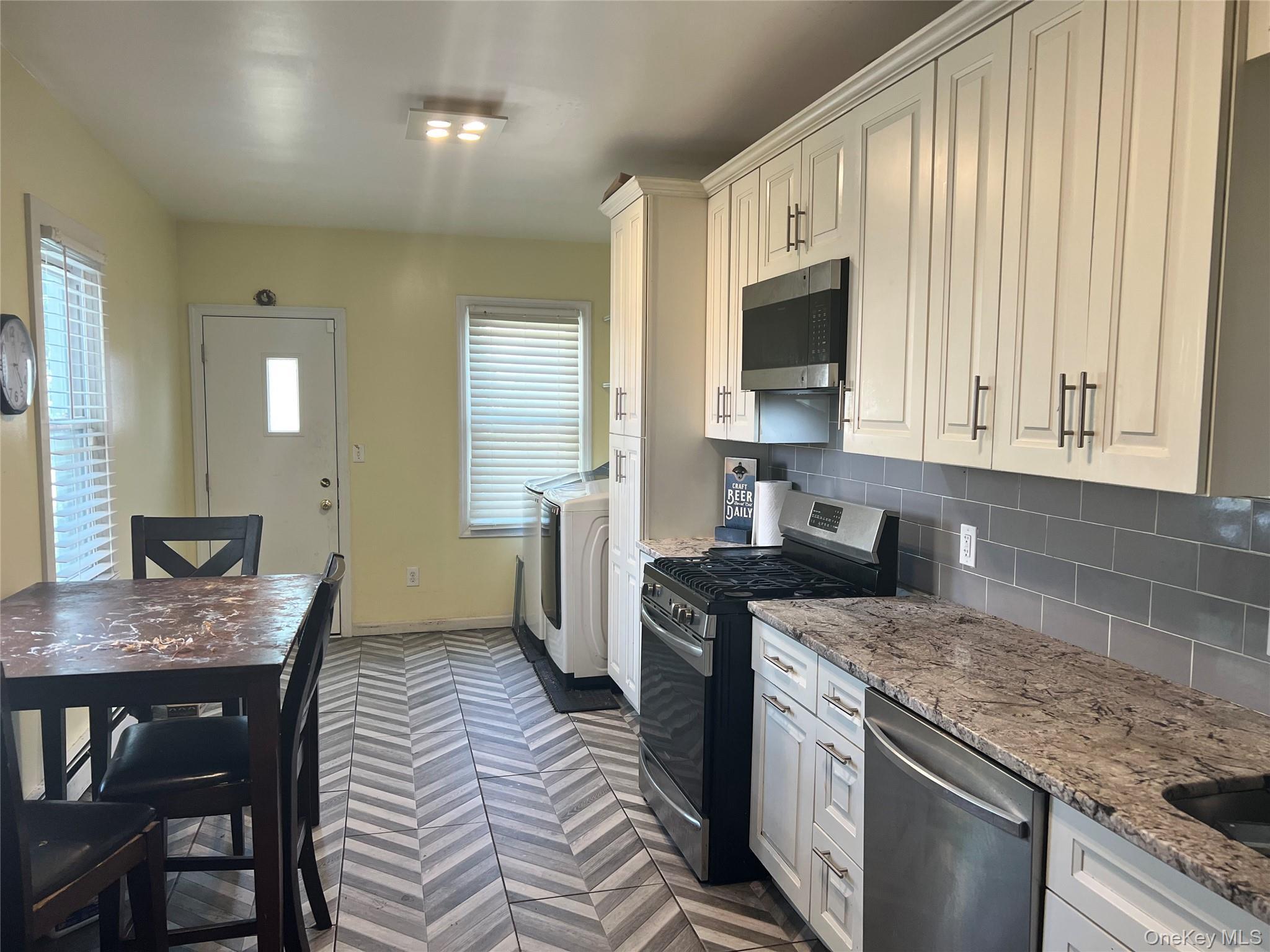 Single Family 111th Avenue  Queens, NY 11433, MLS-1024139-5