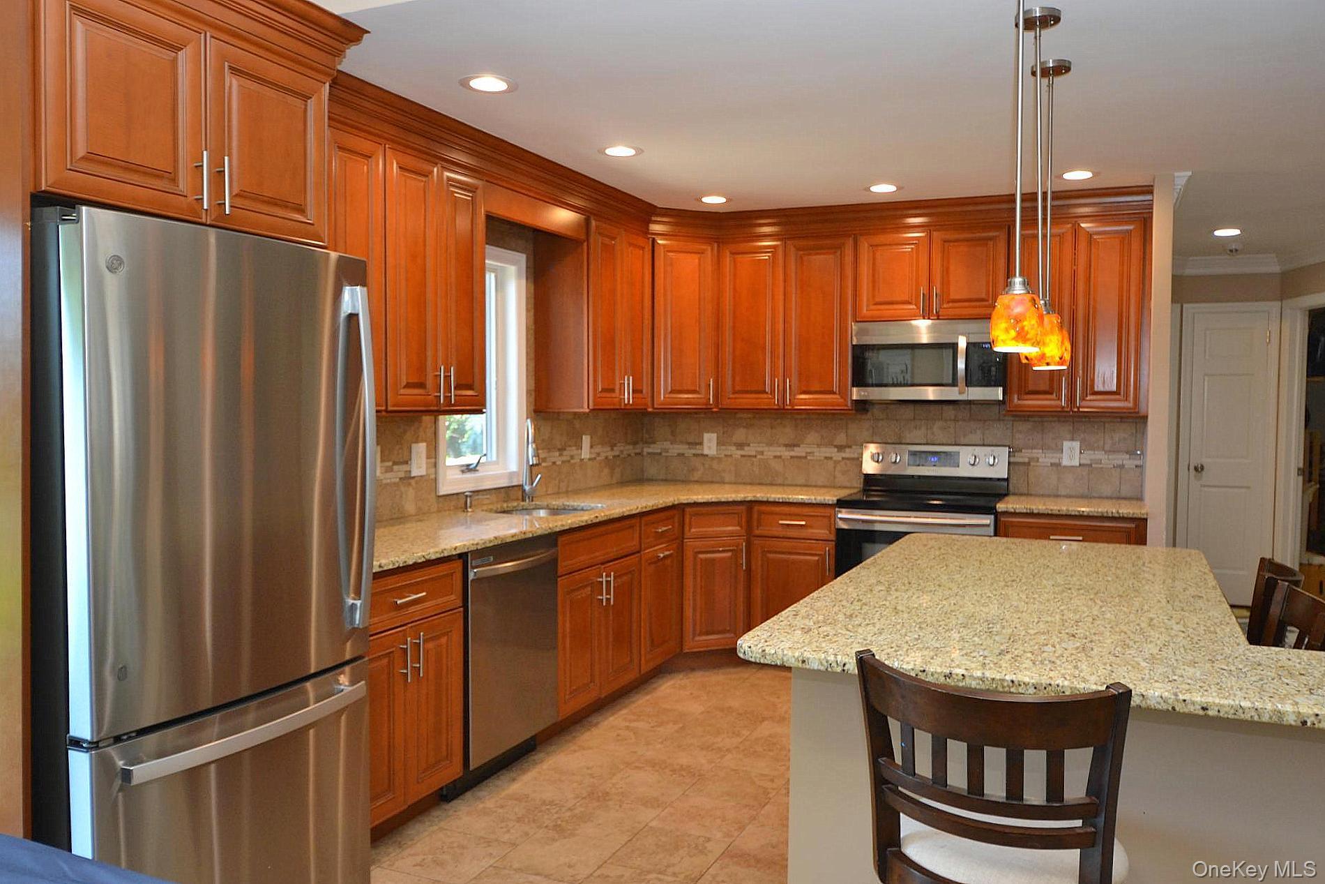 Single Family Stahley Street Suffolk County, NY 11717, MLS-1024146-6