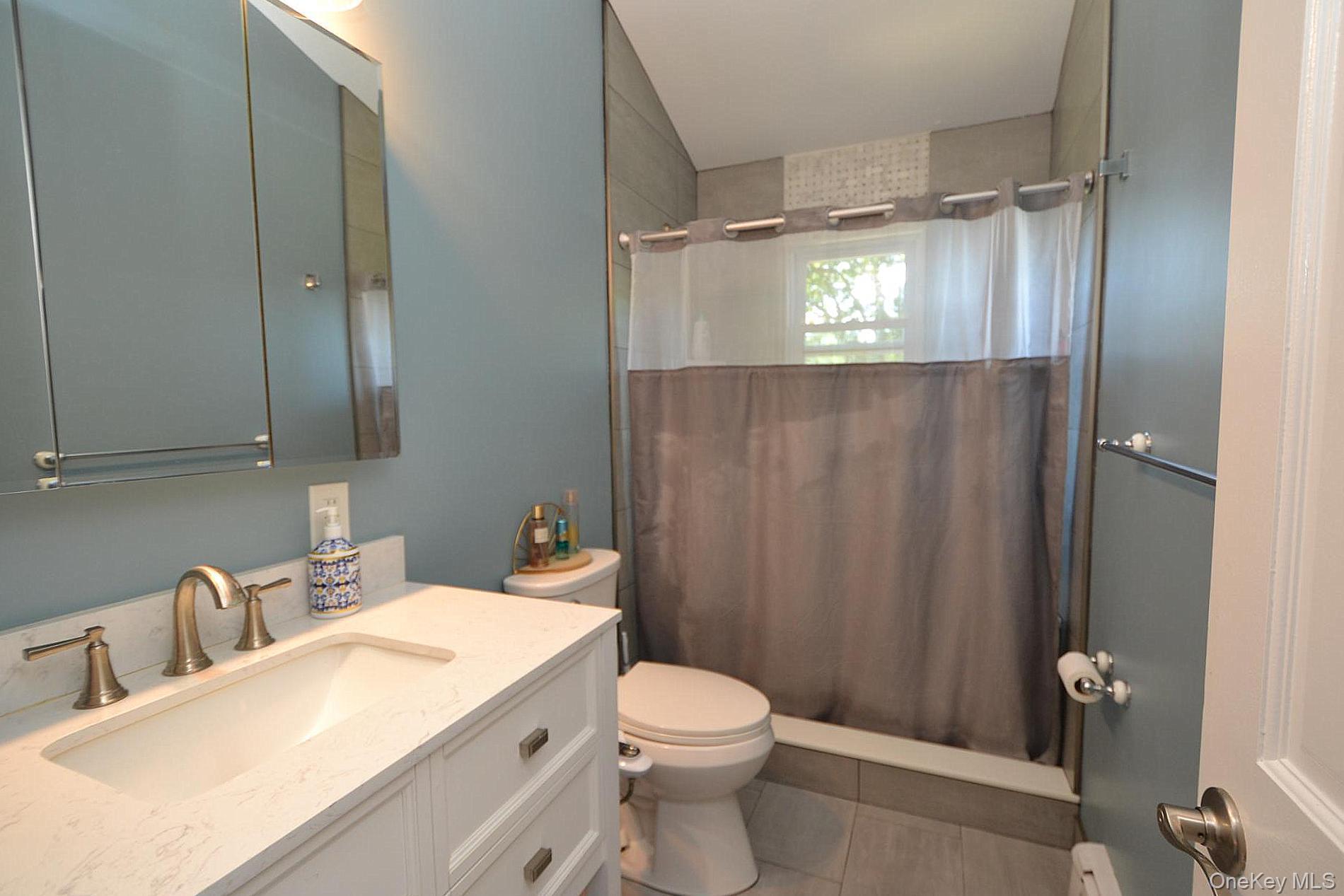 Single Family Stahley Street Suffolk County, NY 11717, MLS-1024146-9