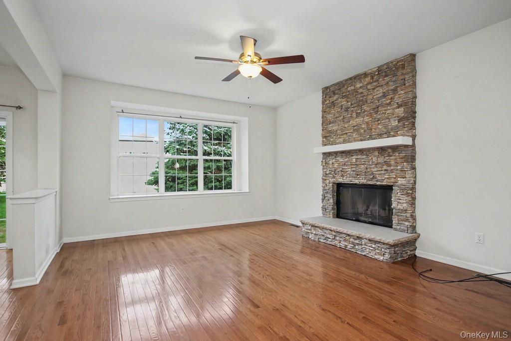 Single Family Vassar Place Dutchess County, NY 12524, MLS-1024194-15