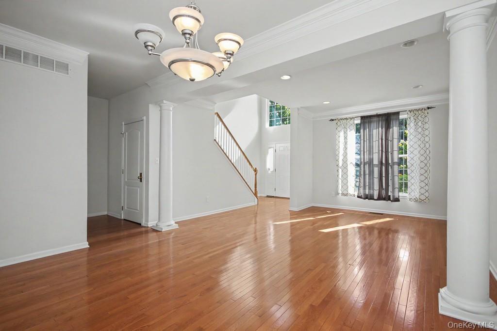 Single Family Vassar Place Dutchess County, NY 12524, MLS-1024194-4