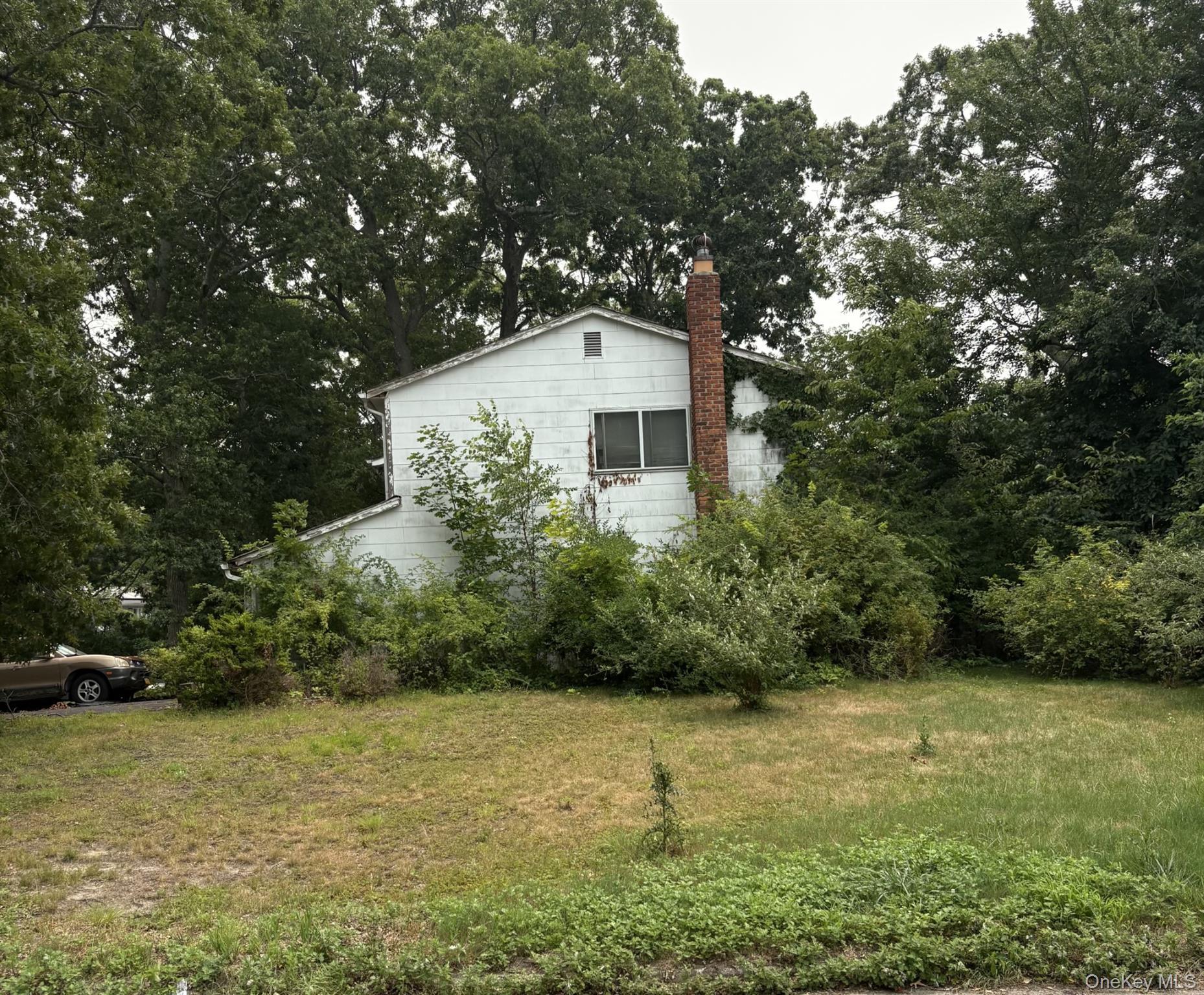 Single Family Forest Lane  Suffolk County, NY 11727, MLS-1024195-3
