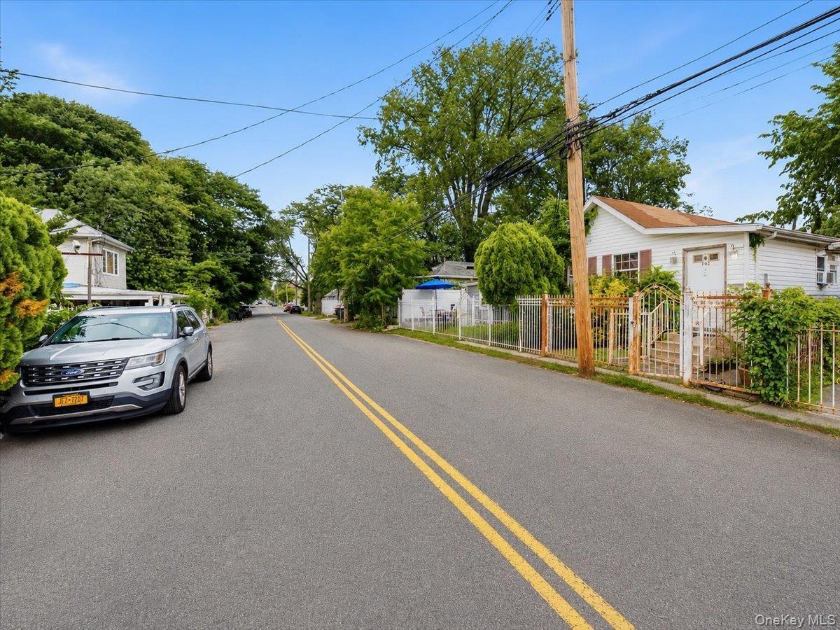 Single Family Harding Park Bronx, NY 10473, MLS-1024198-4