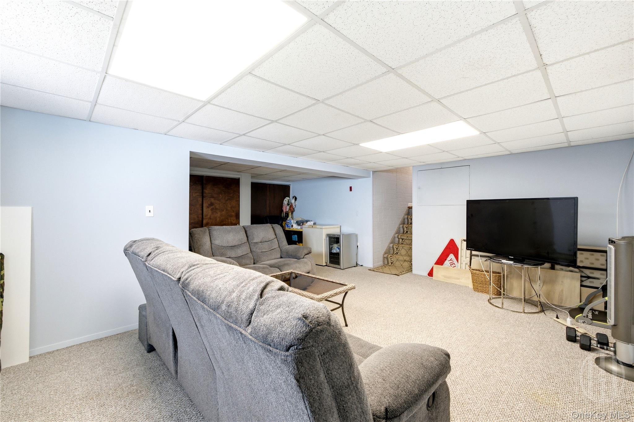 Single Family Intervale Avenue  Nassau County, NY 11735, MLS-1024203-25