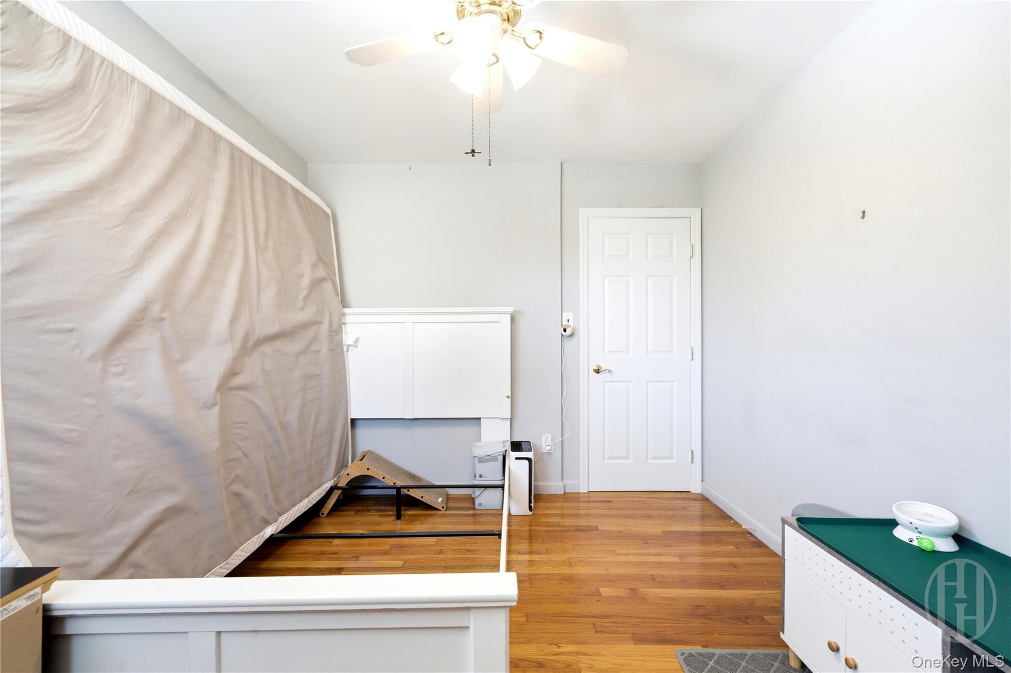 Single Family Intervale Avenue  Nassau County, NY 11735, MLS-1024203-26