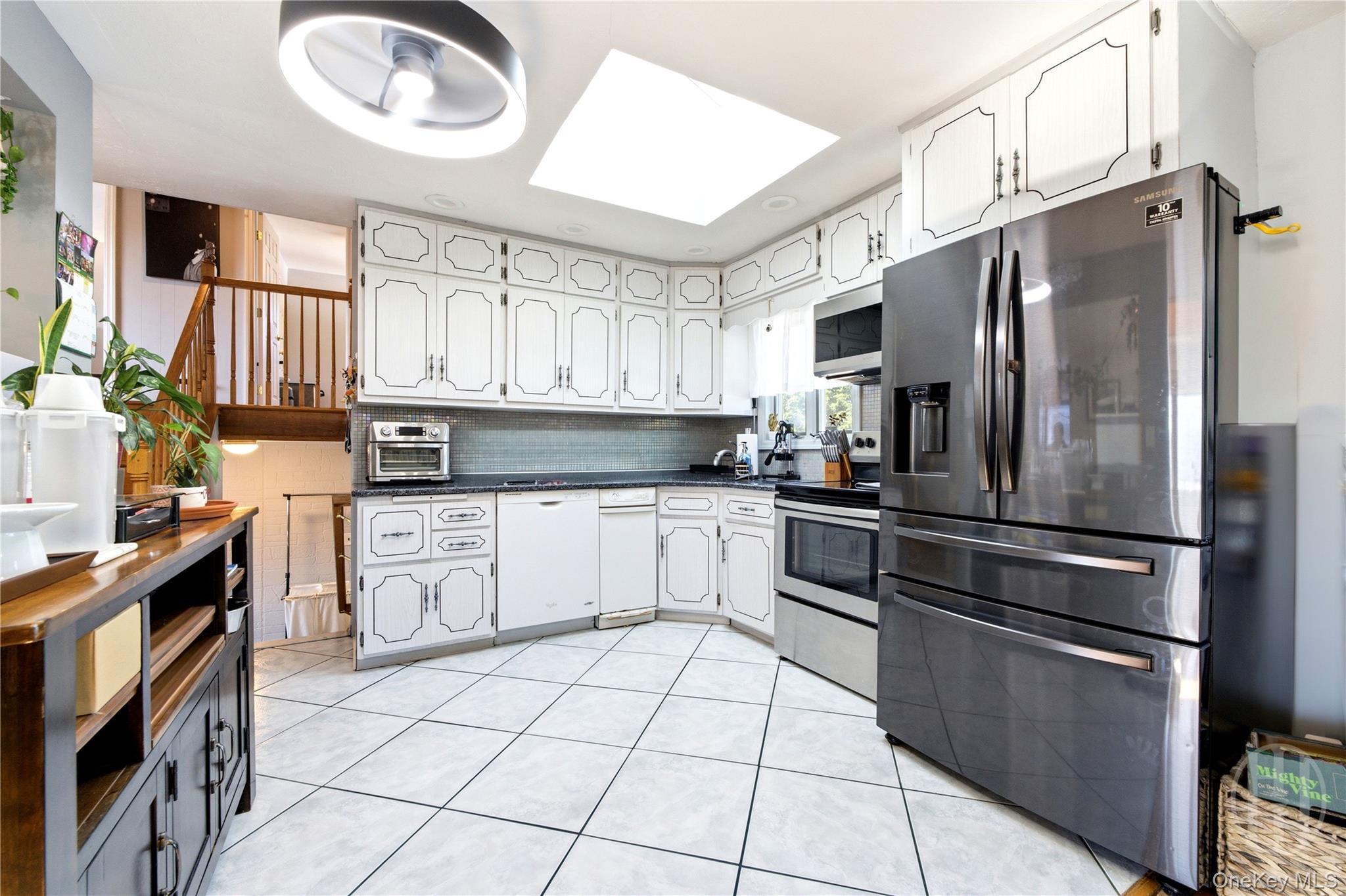 Single Family Intervale Avenue  Nassau County, NY 11735, MLS-1024203-8