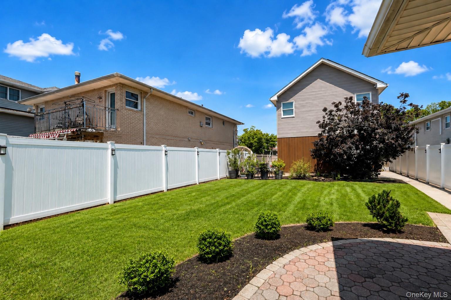 Single Family Reid Ave Staten Island, NY 10305, MLS-1024207-4