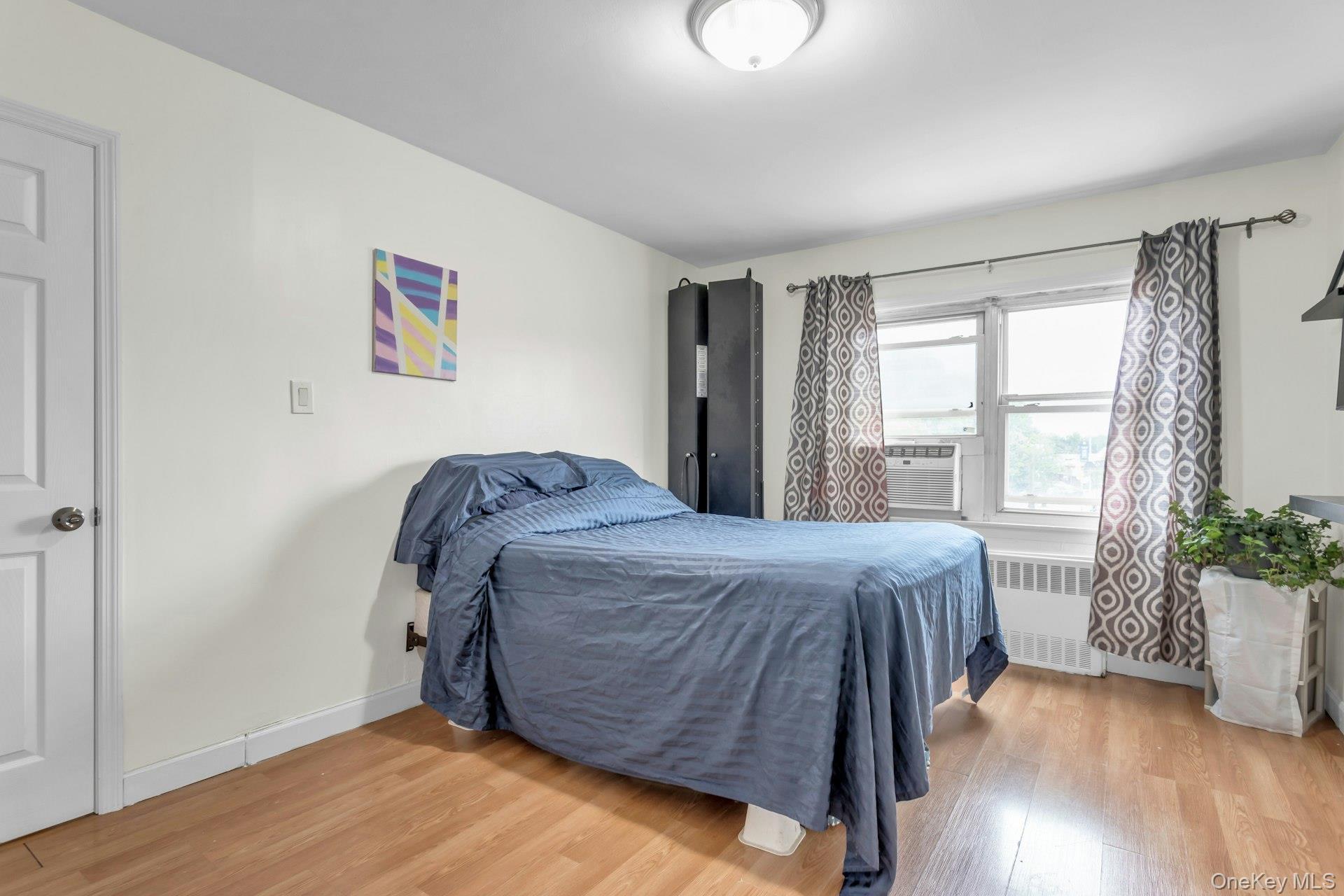 Single Family 87th Street  Queens, NY 11369, MLS-1024220-15
