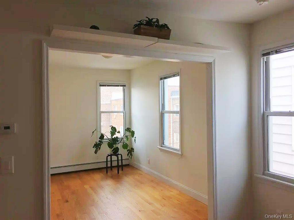 Single Family Woodside Avenue  Queens, NY 11377, MLS-1024224-11