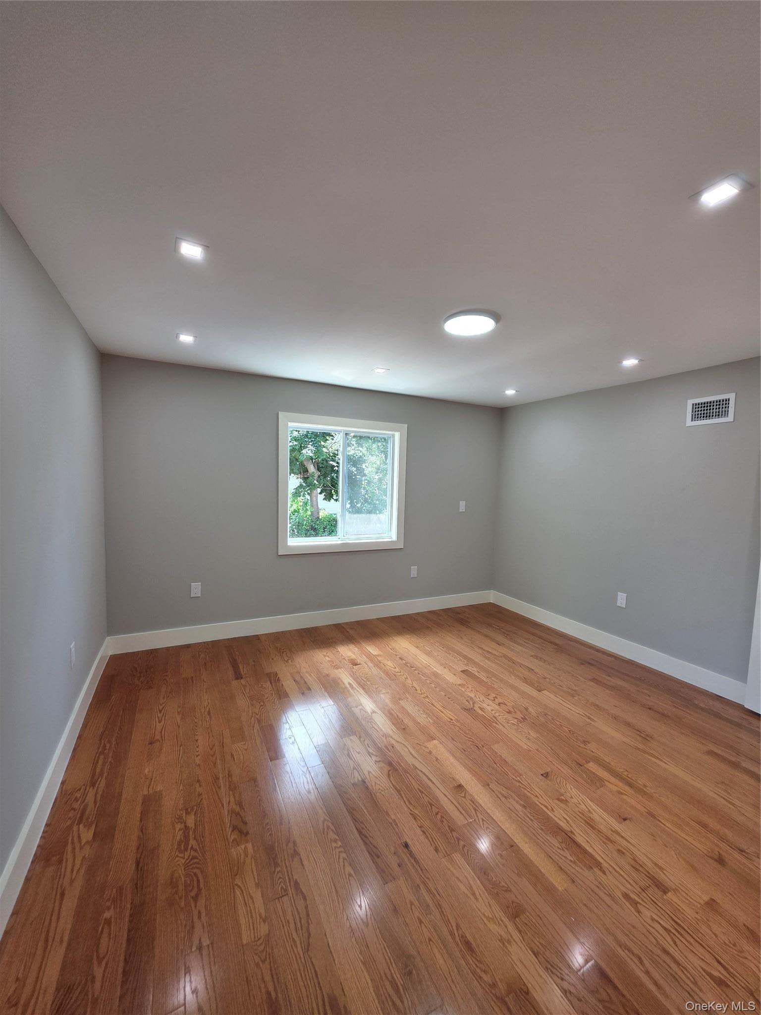 Single Family 229th Street Queens, NY 11413, MLS-1024228-17