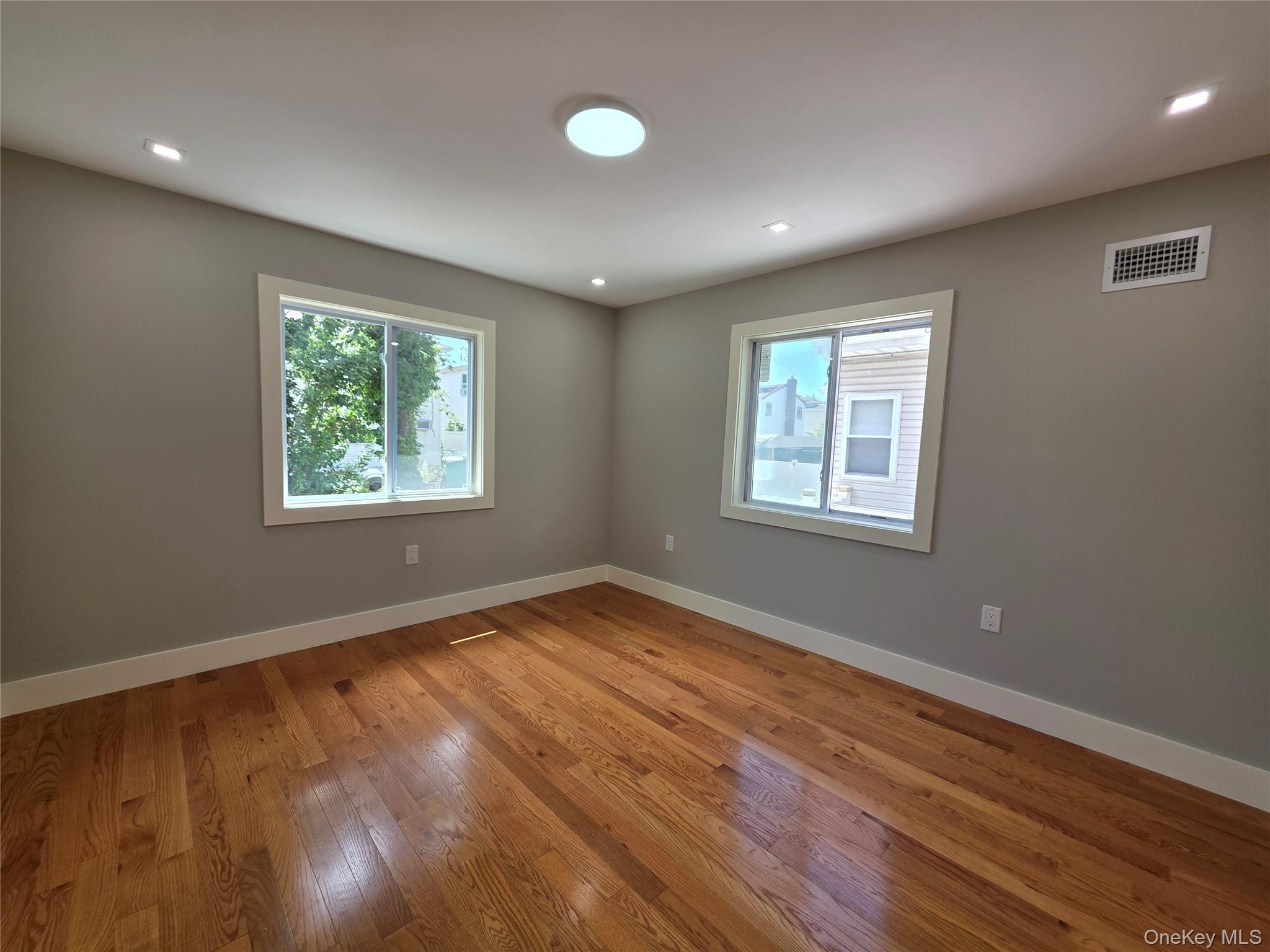 Single Family 229th Street Queens, NY 11413, MLS-1024228-20