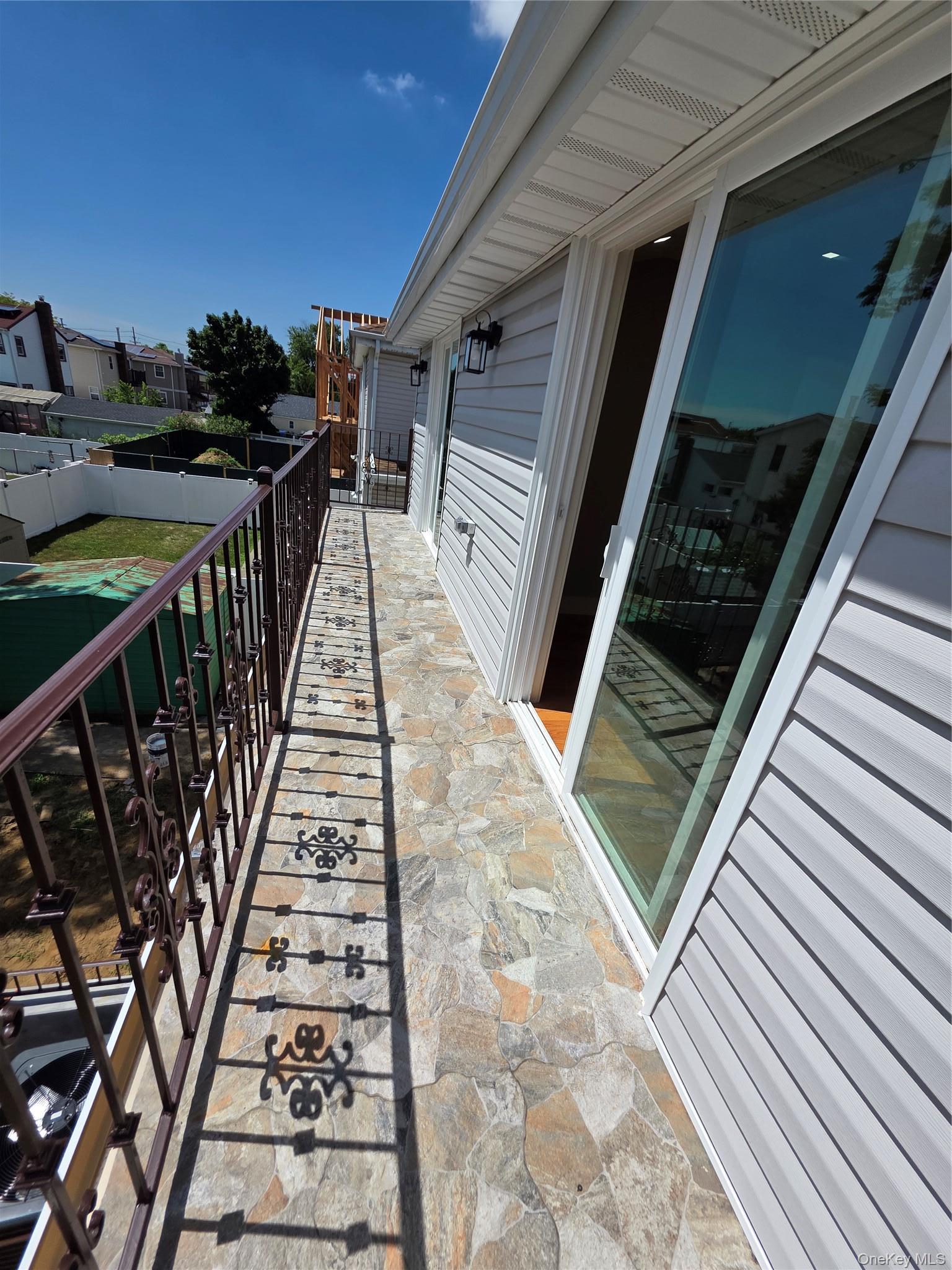 Single Family 229th Street Queens, NY 11413, MLS-1024228-37
