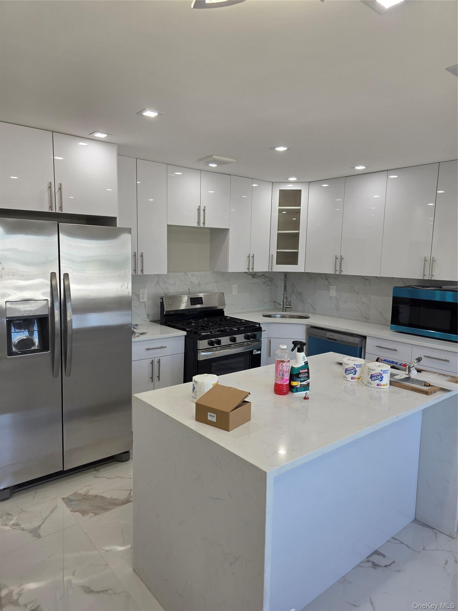 Single Family 229th Street Queens, NY 11413, MLS-1024228-6