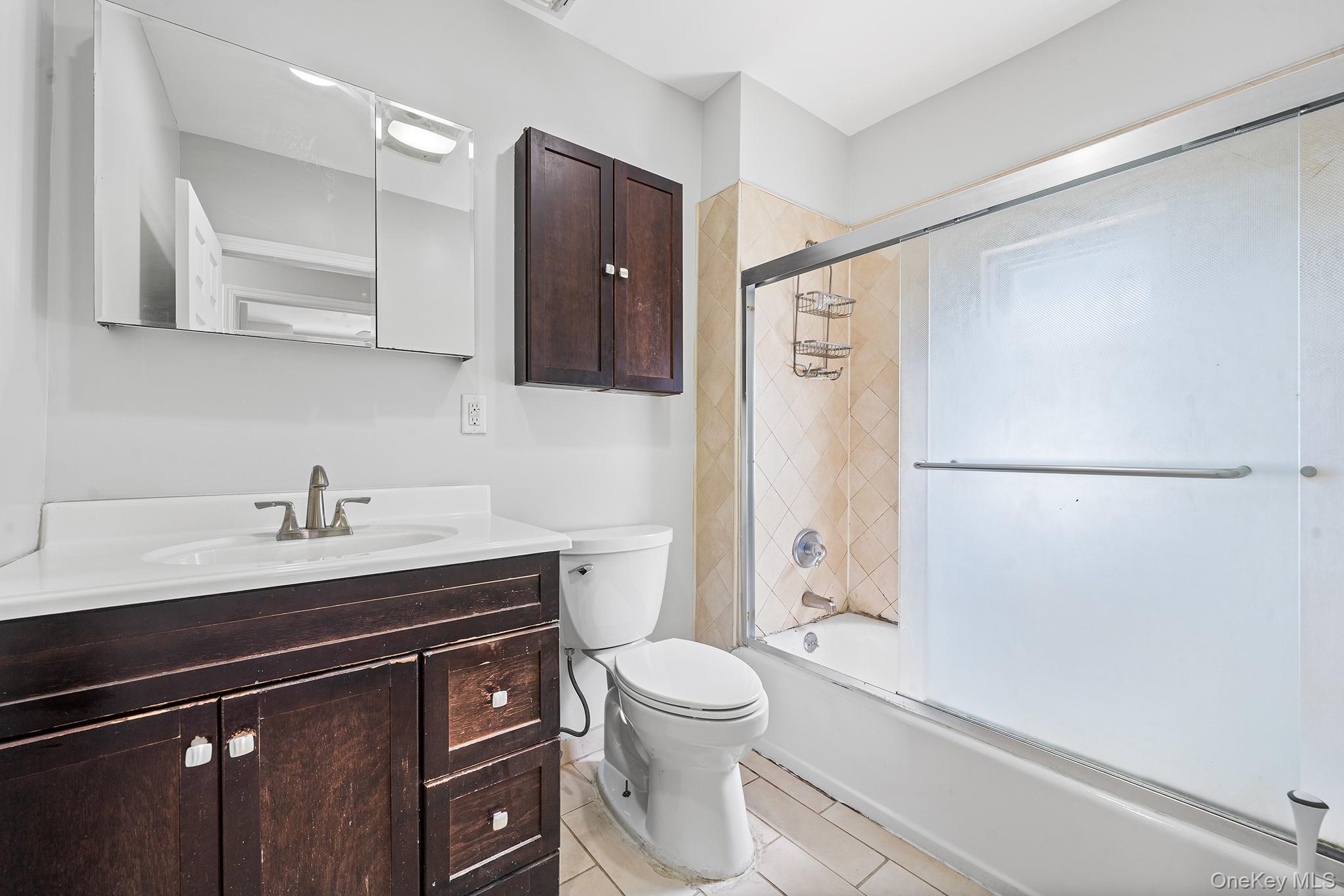 Single Family 168th Street Queens, NY 11365, MLS-1024235-12