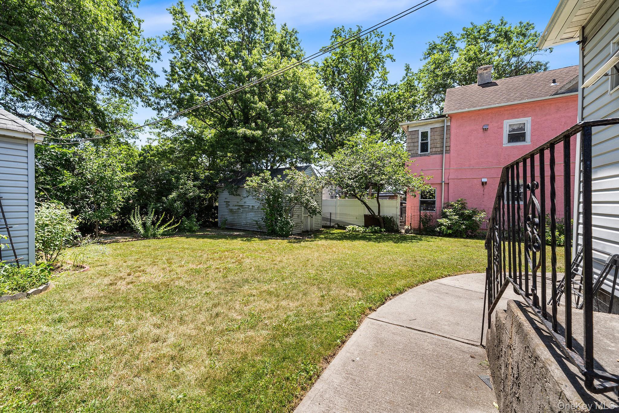 Single Family 168th Street Queens, NY 11365, MLS-1024235-2