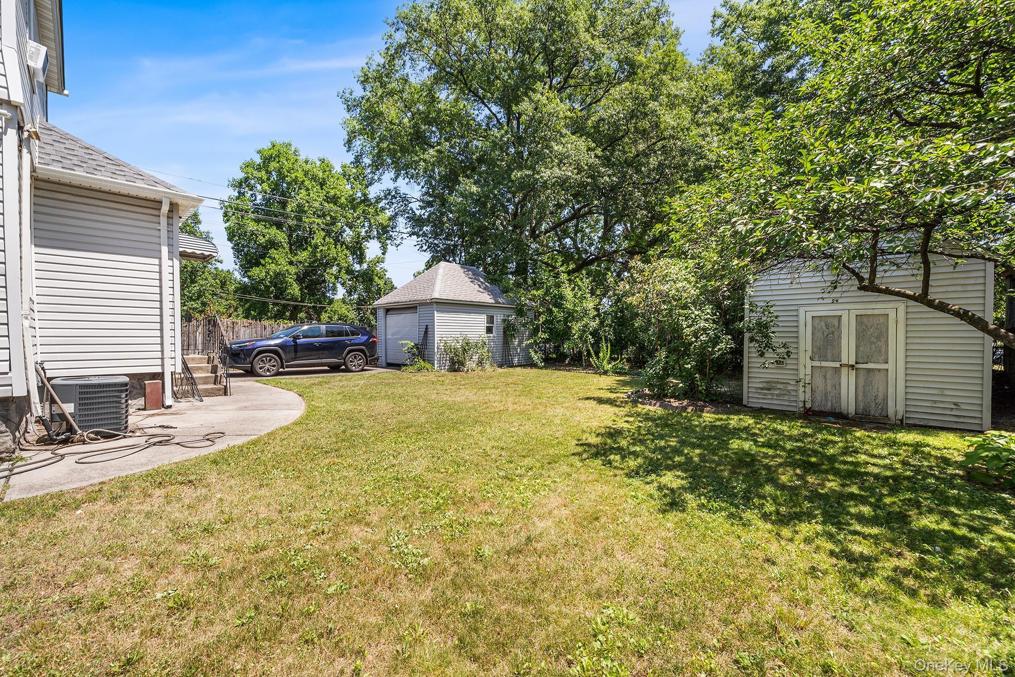 Single Family 168th Street Queens, NY 11365, MLS-1024235-3