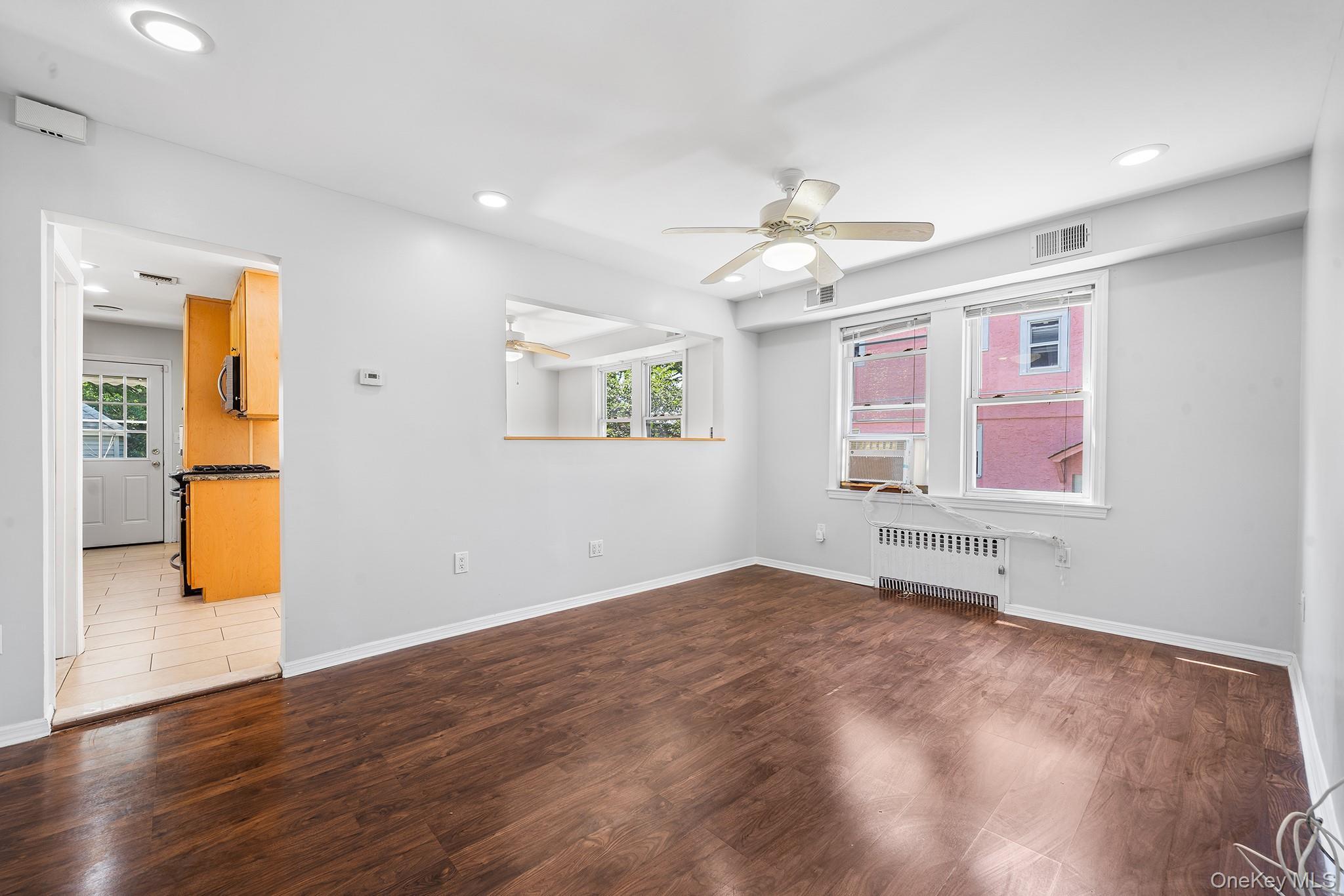 Single Family 168th Street Queens, NY 11365, MLS-1024235-4