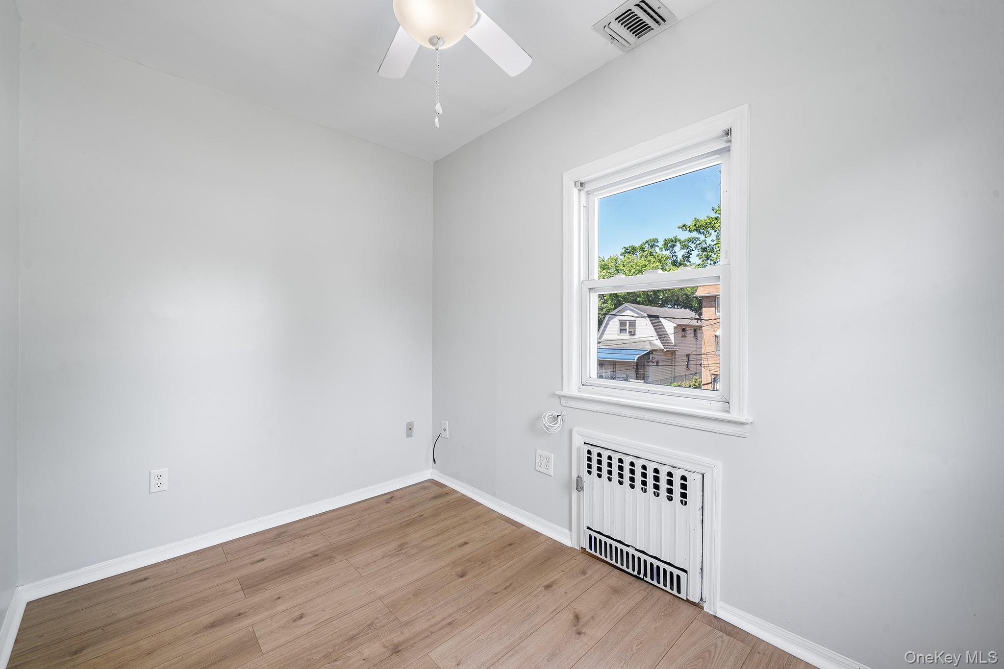 Single Family 168th Street Queens, NY 11365, MLS-1024235-9