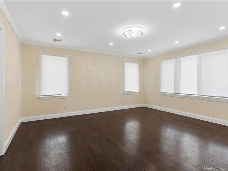 Single Family Prescott Street Nassau County, NY 11580, MLS-1024236-17