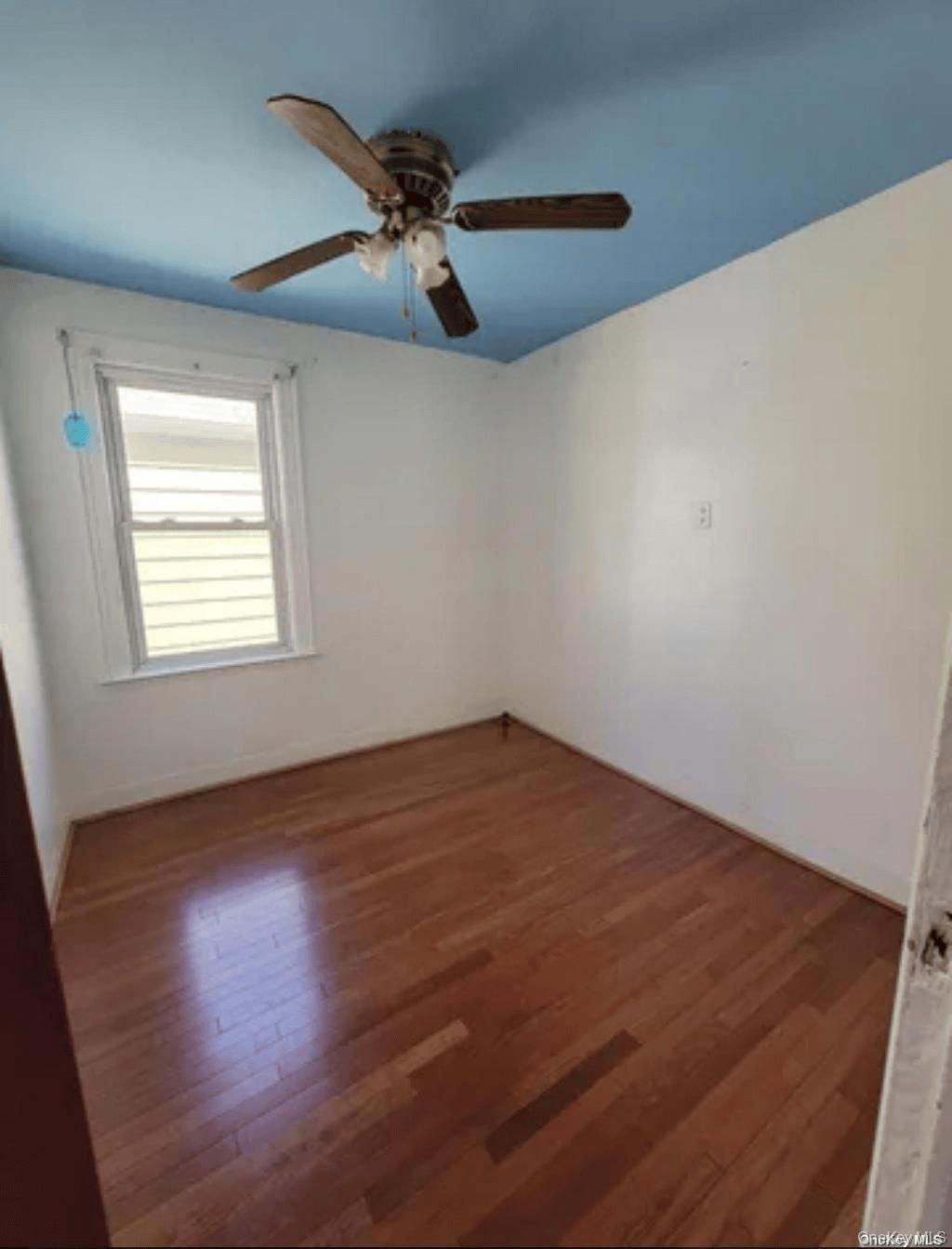 Single Family 118th Avenue Queens, NY 11434, MLS-1024237-10