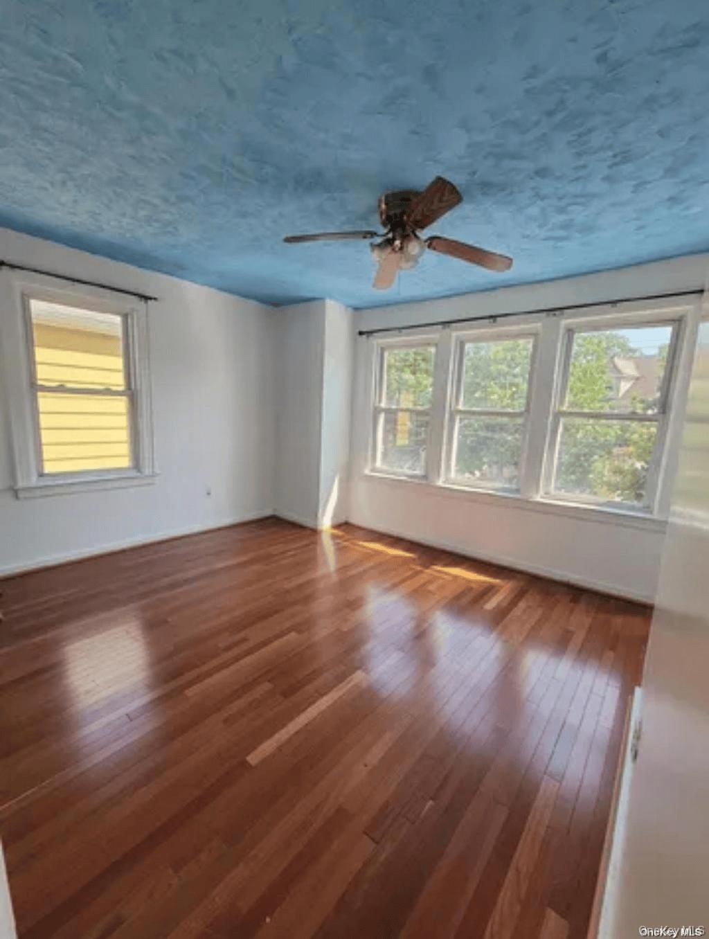 Single Family 118th Avenue Queens, NY 11434, MLS-1024237-3
