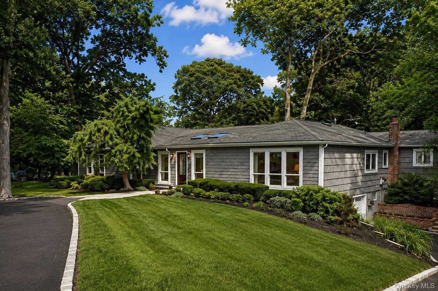 Single Family Durham Drive Suffolk County, NY 11746, MLS-1024270-2