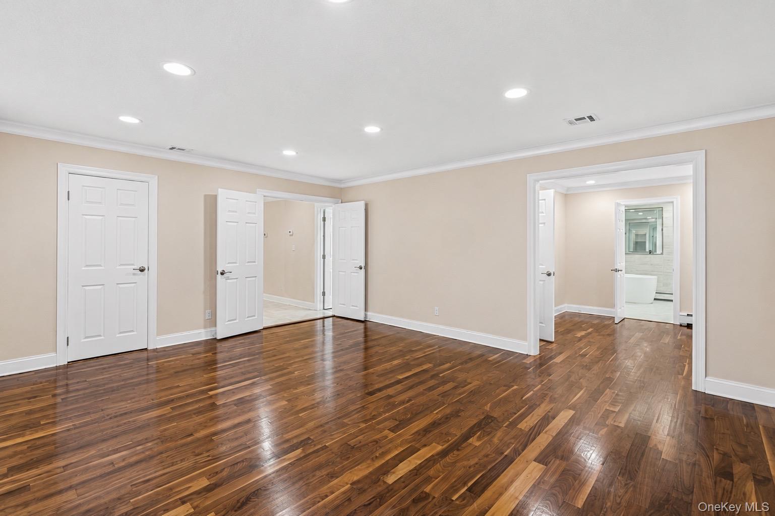 Single Family Durham Drive Suffolk County, NY 11746, MLS-1024270-26