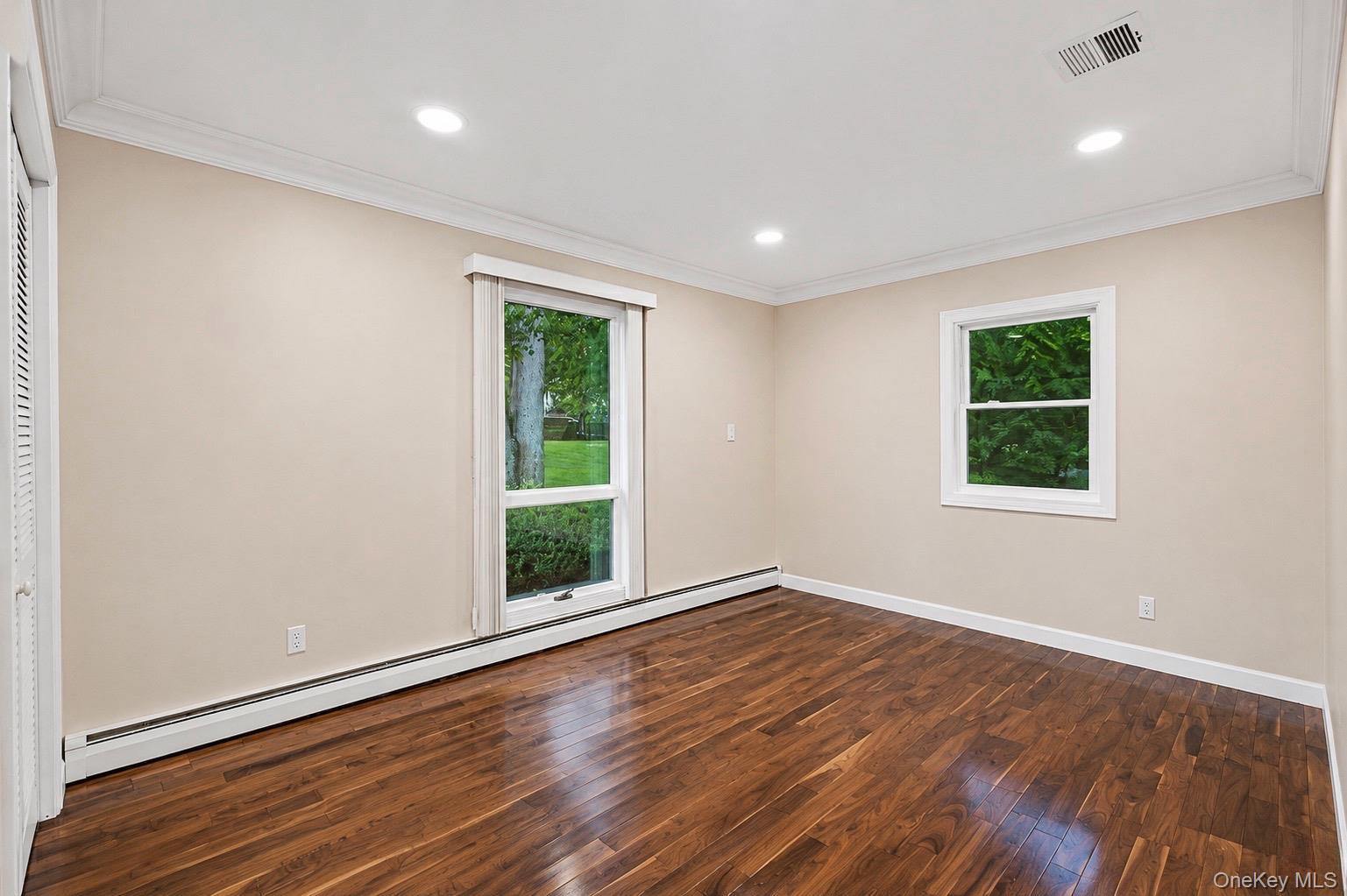 Single Family Durham Drive Suffolk County, NY 11746, MLS-1024270-31