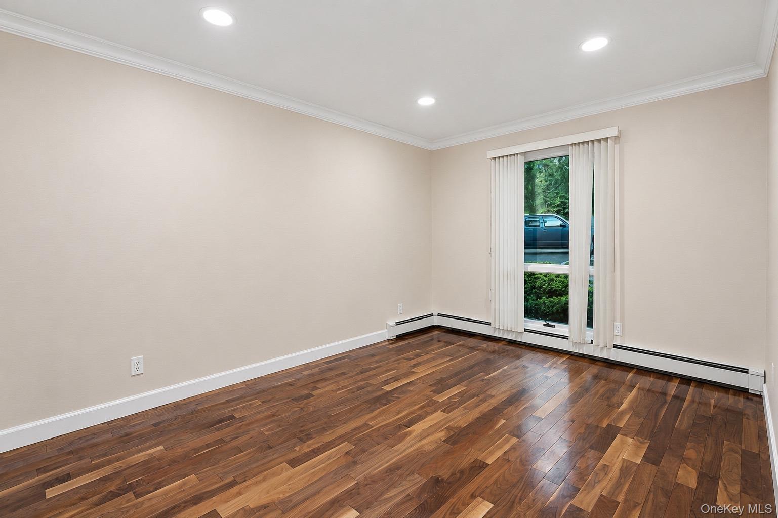 Single Family Durham Drive Suffolk County, NY 11746, MLS-1024270-34