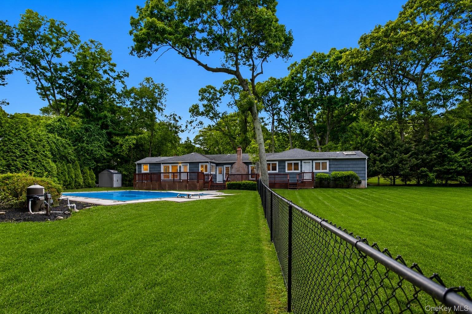 Single Family Durham Drive Suffolk County, NY 11746, MLS-1024270-44