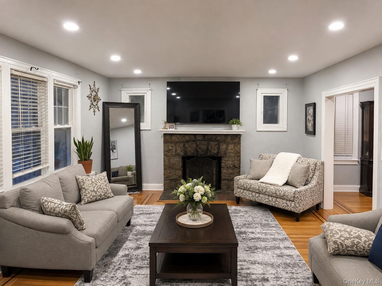 Single Family Leonard Place Westchester County, NY 10704, MLS-1024292-4