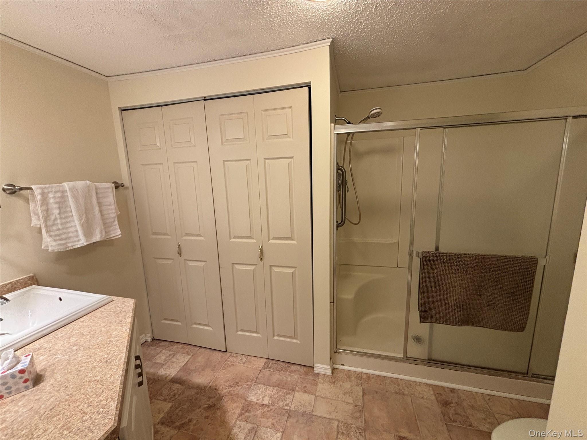 Single Family Old Country Road Suffolk County, NY 11901, MLS-1024299-18