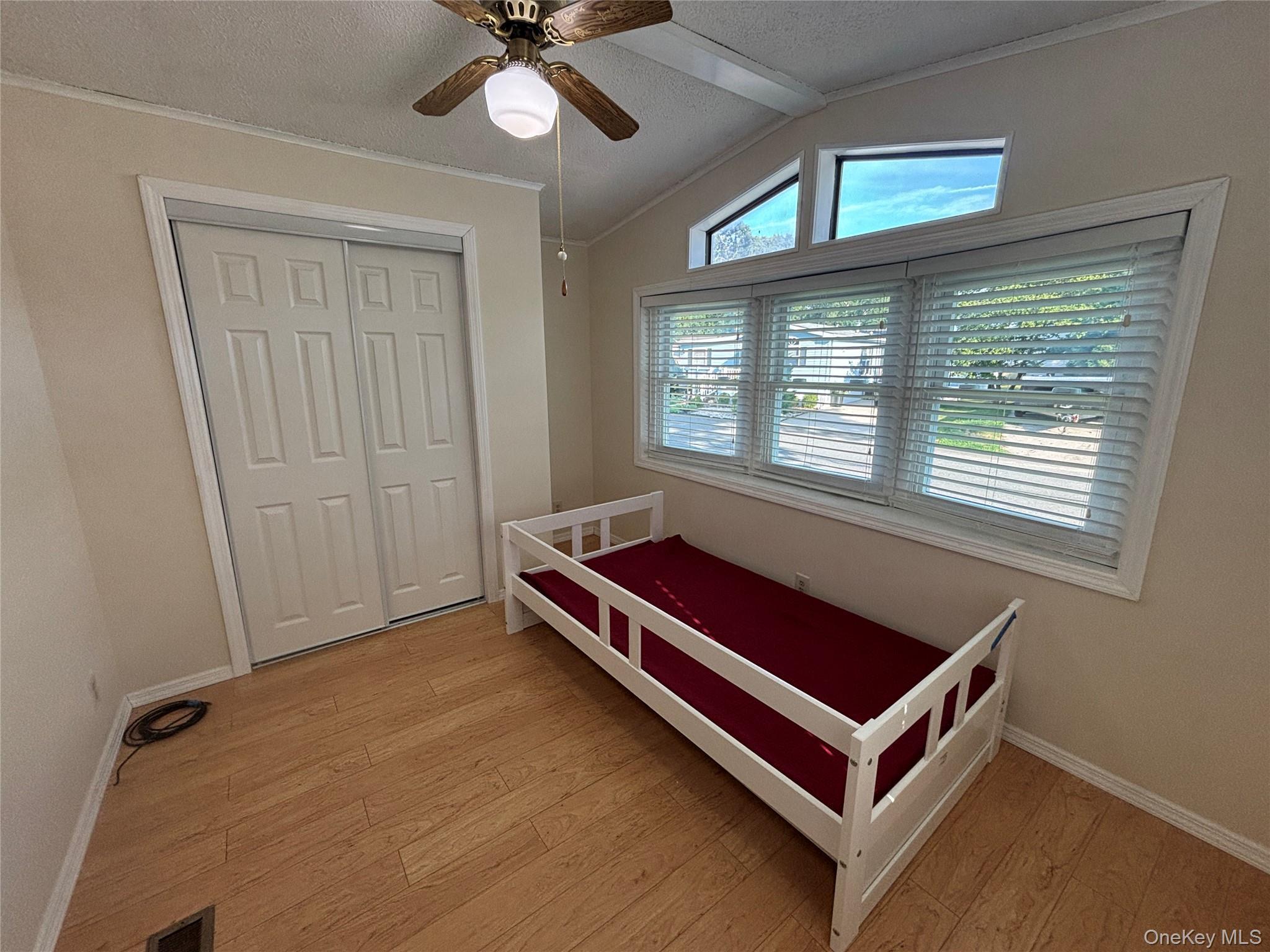Single Family Old Country Road Suffolk County, NY 11901, MLS-1024299-25